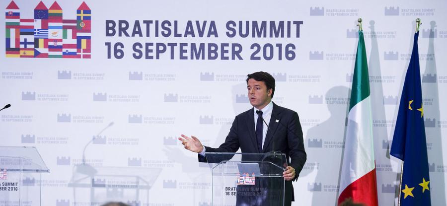 Matteo Renzi a Bratislava, foto di Palazzo Chigi (CC BY-NC-SA 2.0)